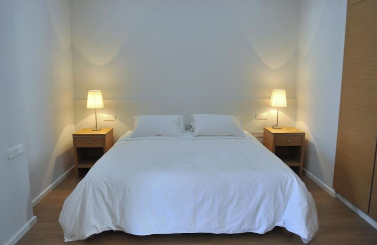 E-Hotel