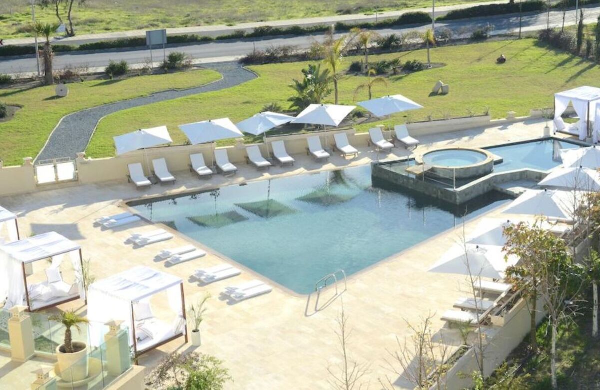E-Hotel