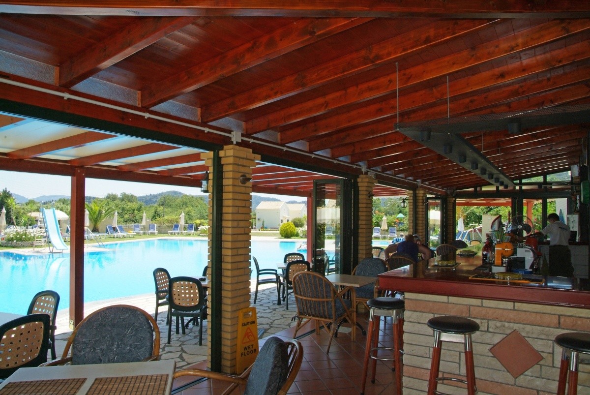 Ostria Apartments (Sidari)