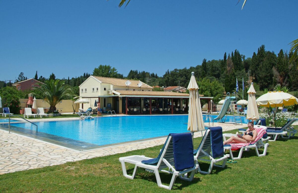 Ostria Apartments (Sidari)