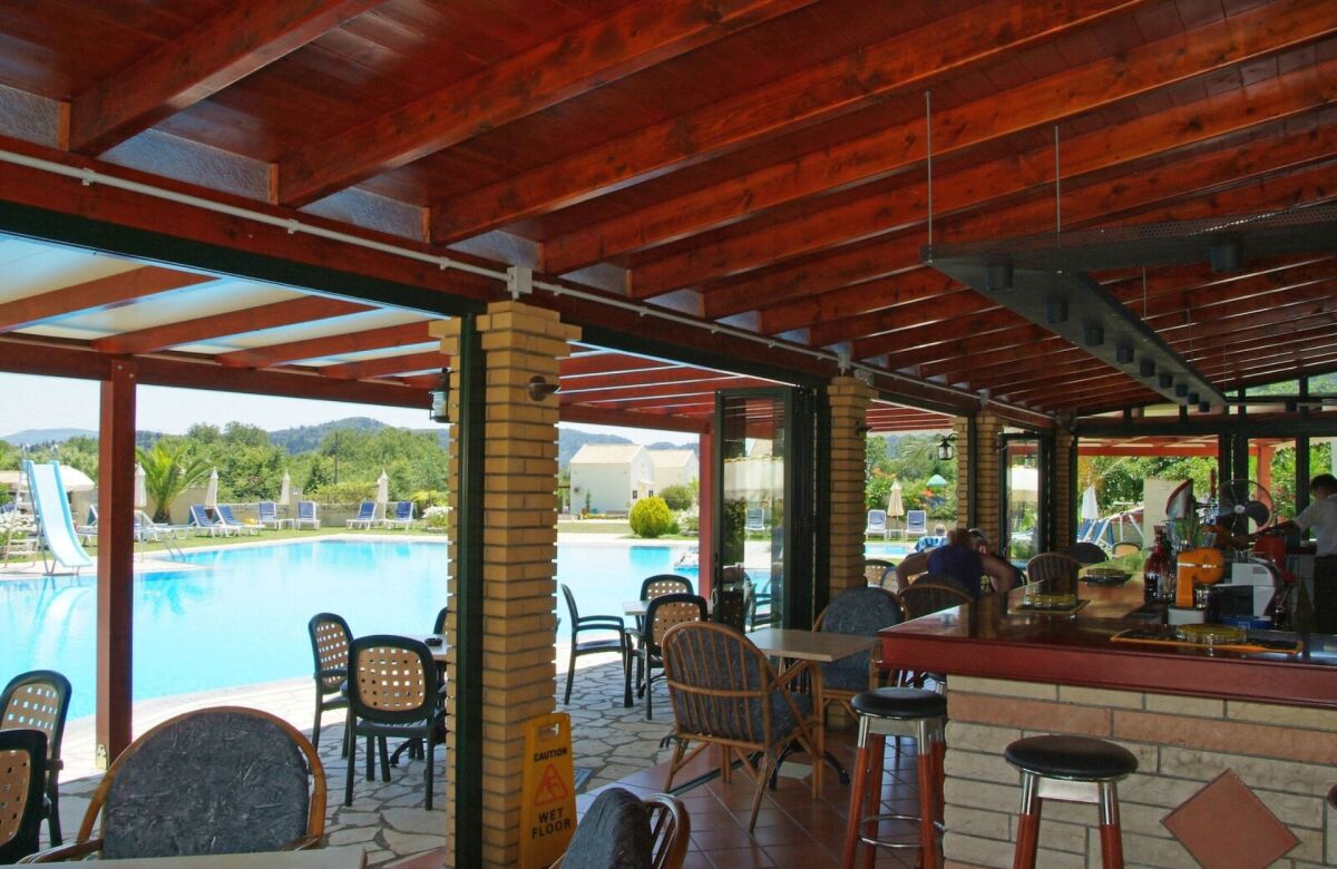 Ostria Apartments (Sidari)