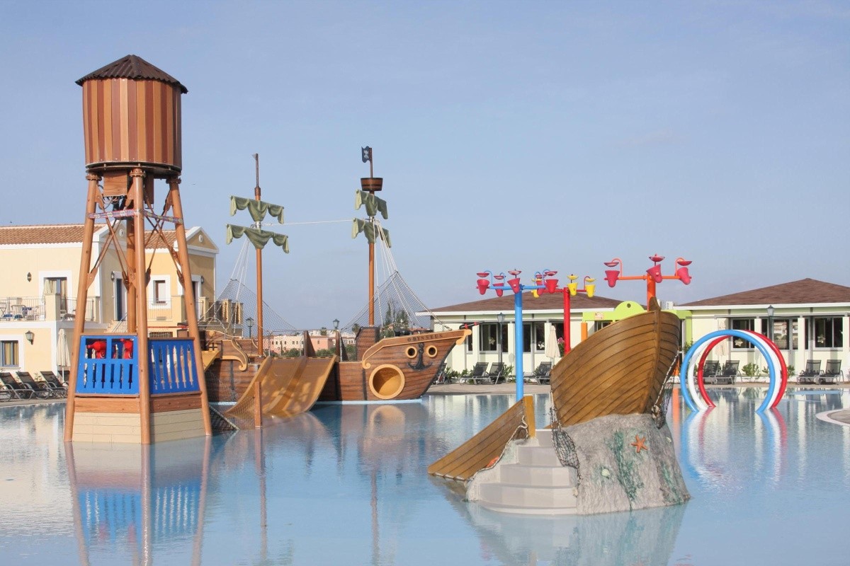 Aliathon Resort