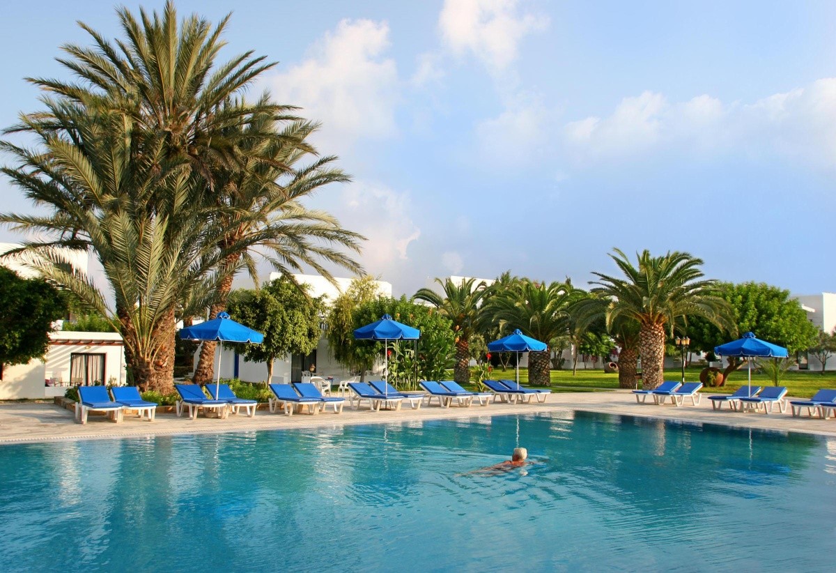 Aliathon Resort