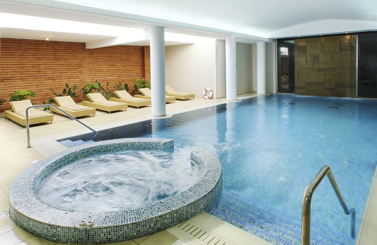Aliathon Resort