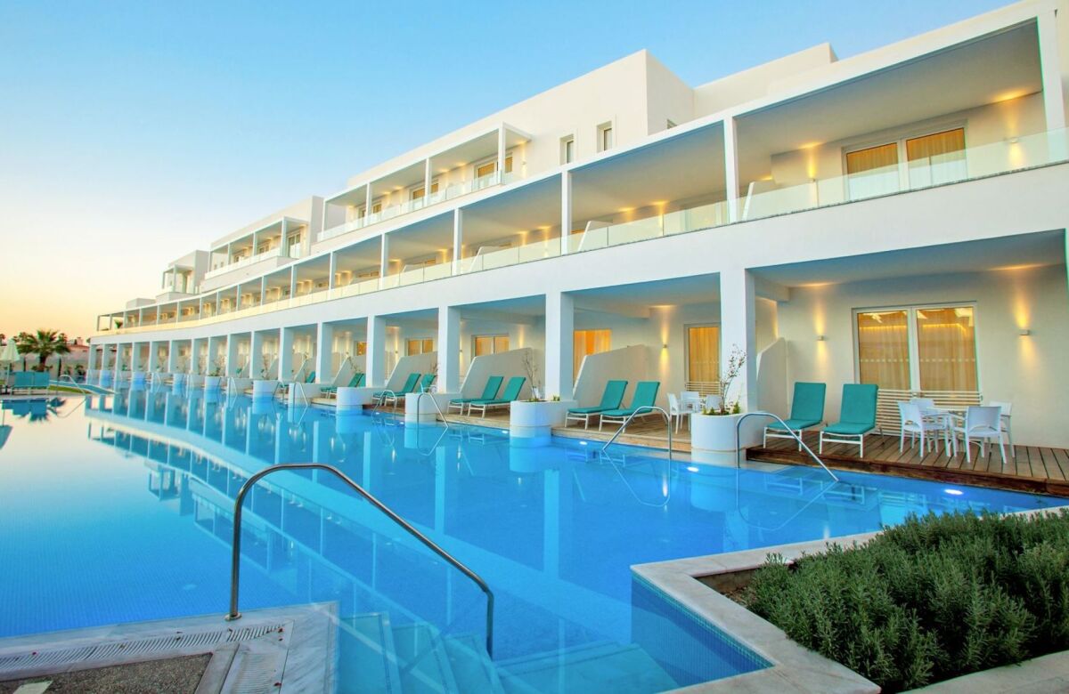 Aliathon Resort