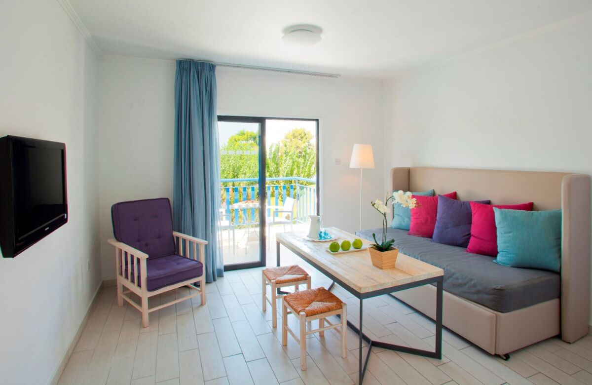 Aliathon Resort