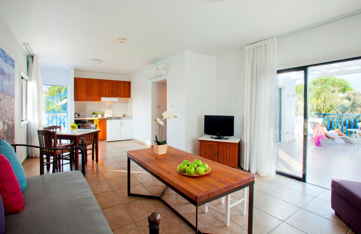 Aliathon Resort