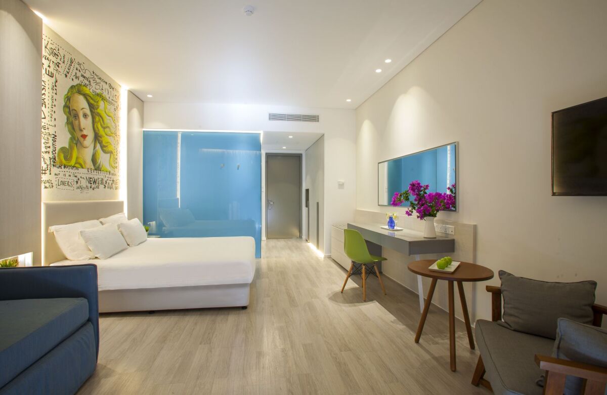 Aliathon Resort