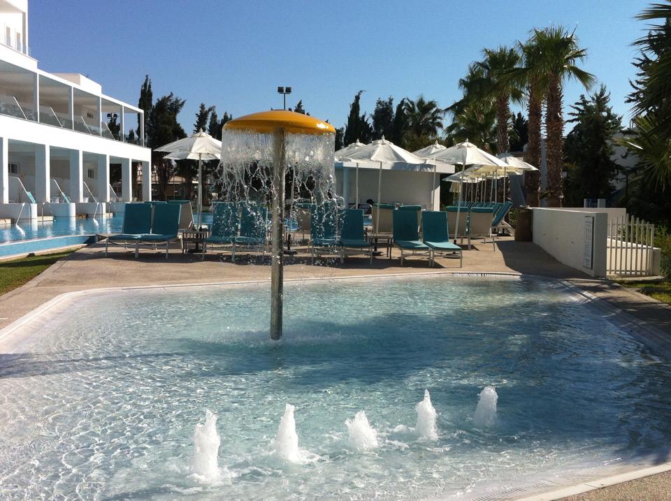 Aliathon Resort