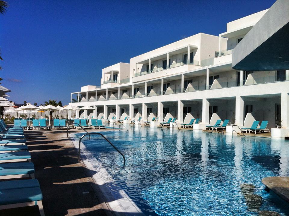 Aliathon Resort
