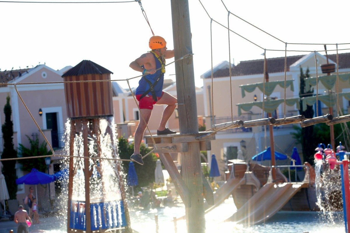 Aliathon Resort