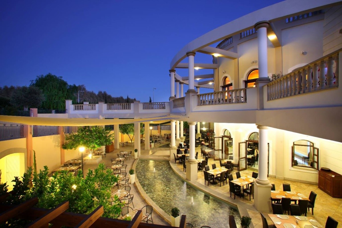 Aliathon Resort
