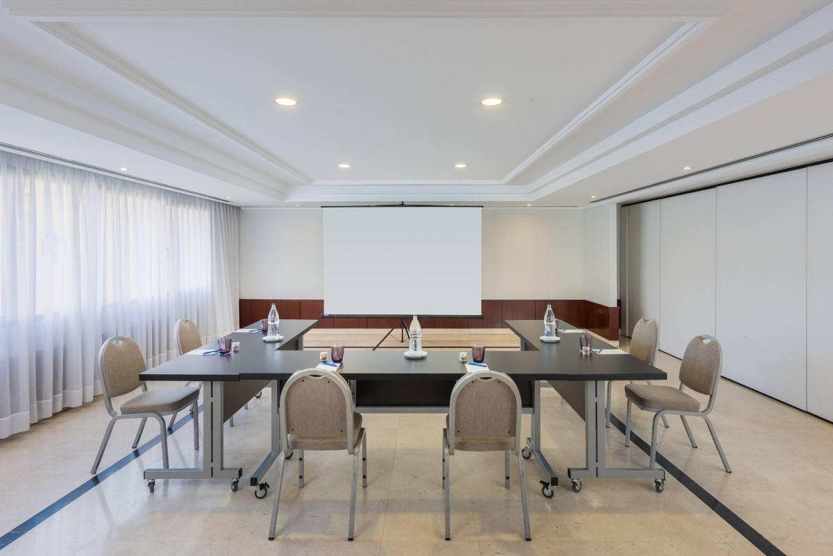 Tryp Madrid Alameda Aeropuerto Hotel