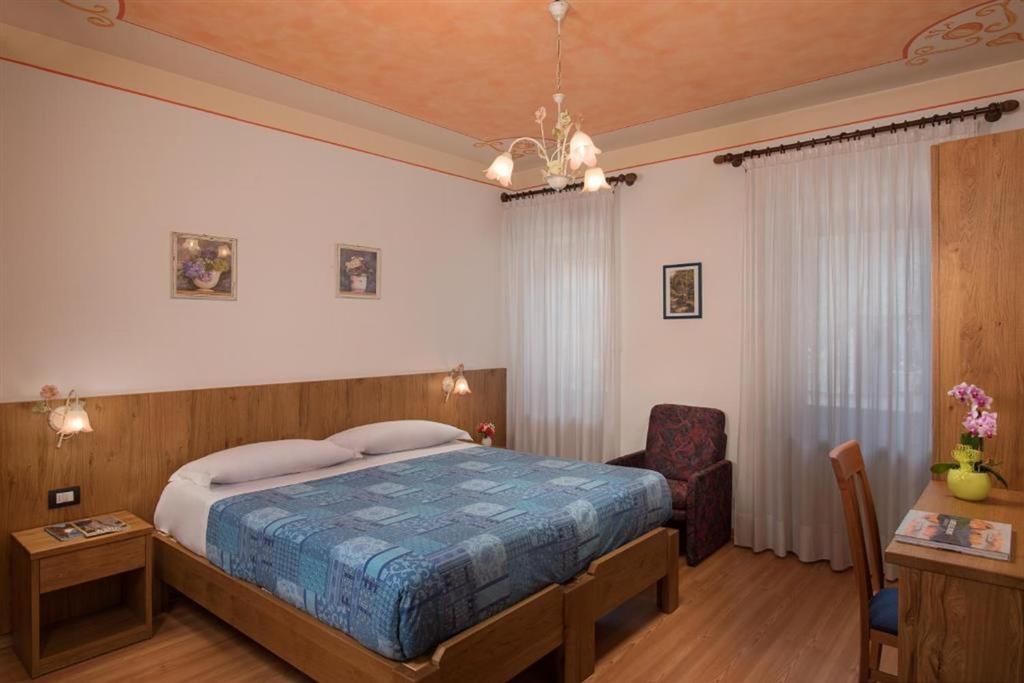 5denní zájezd s dopravou, polopenzí a skipasem v ceně – hotel Centrale