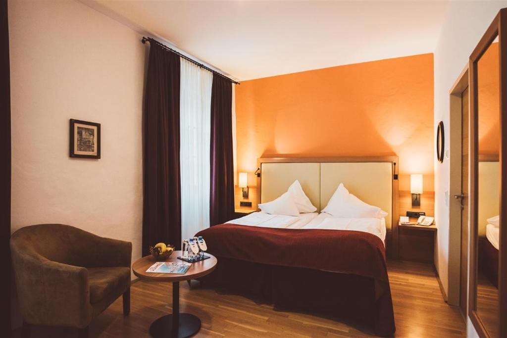 Hotel Heritage
