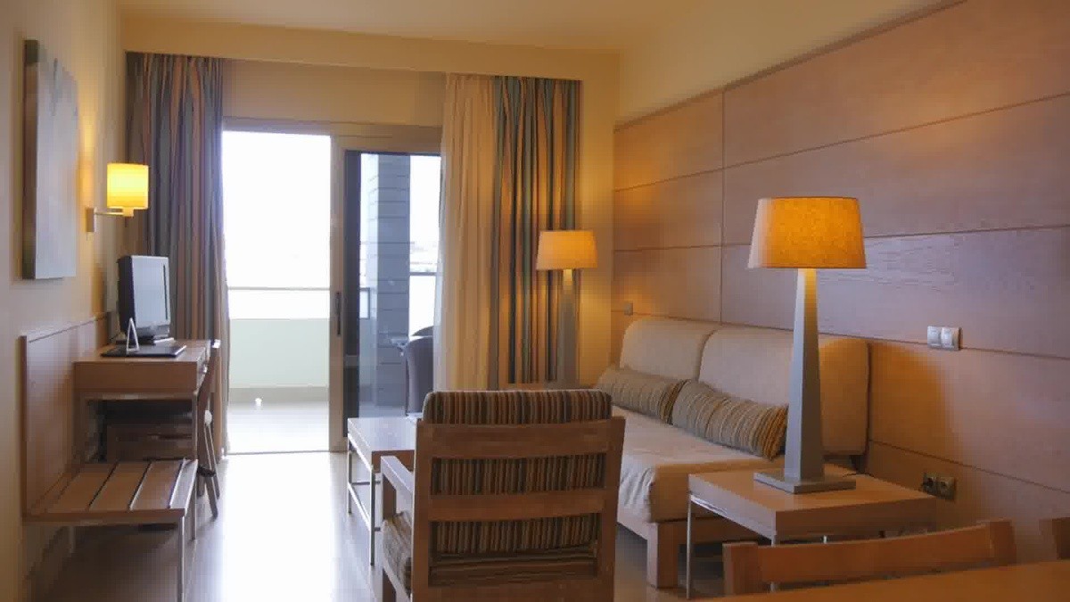 Kn Arenas Del Mar