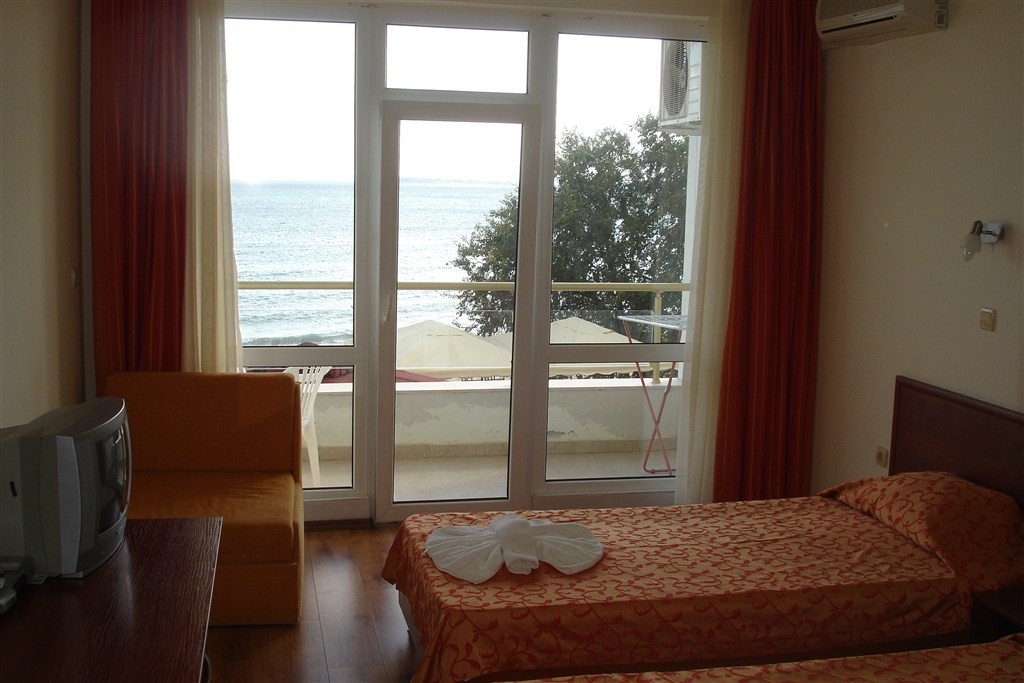 Iris Beach