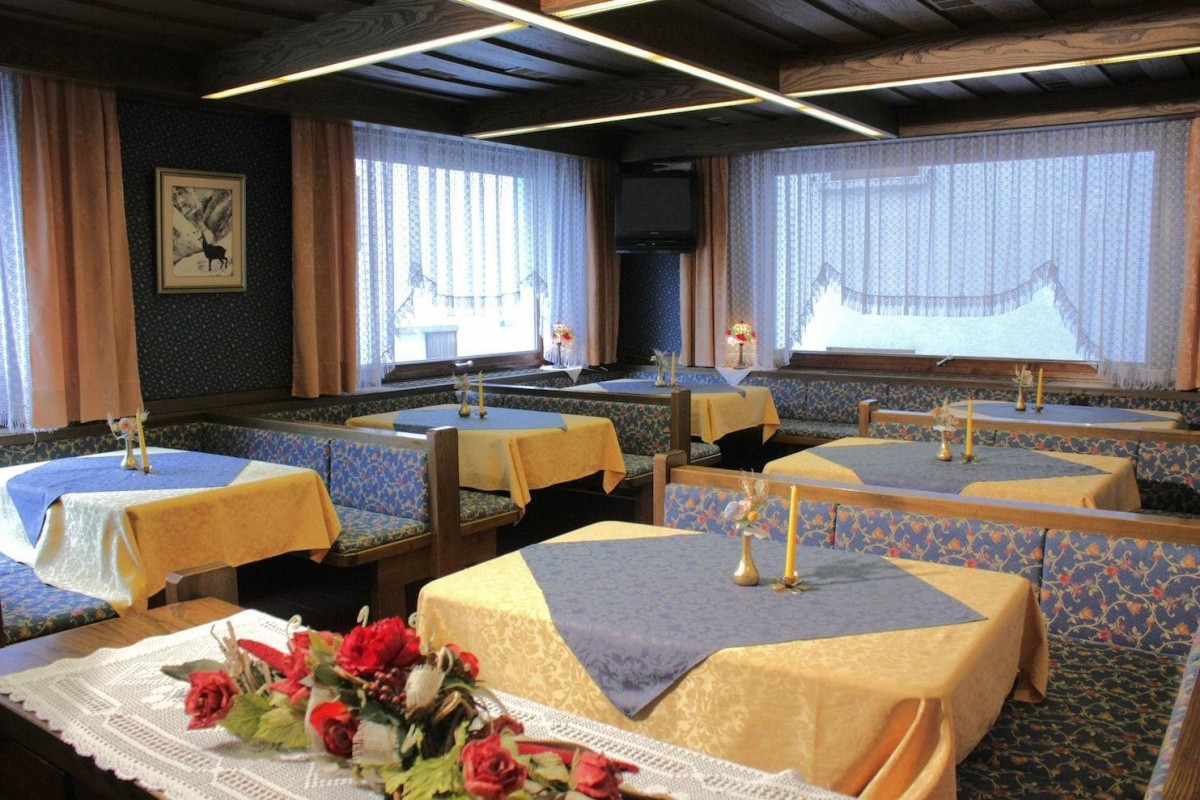 Centrale (Alleghe)