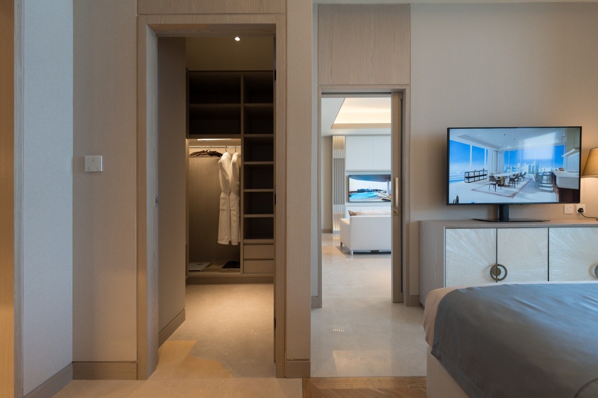 Five Luxe Jbr