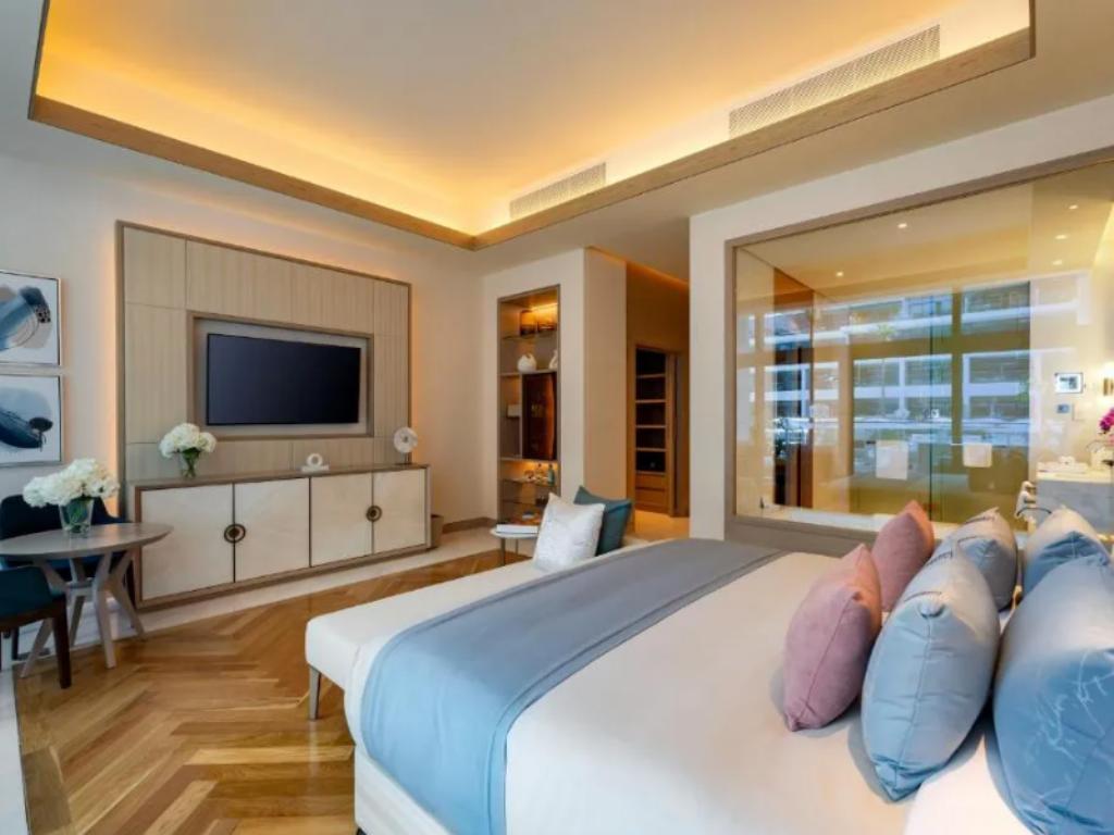 Five Luxe Jbr