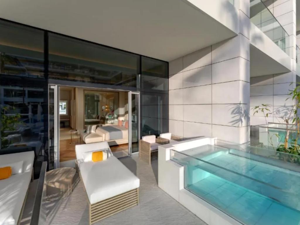 Five Luxe Jbr