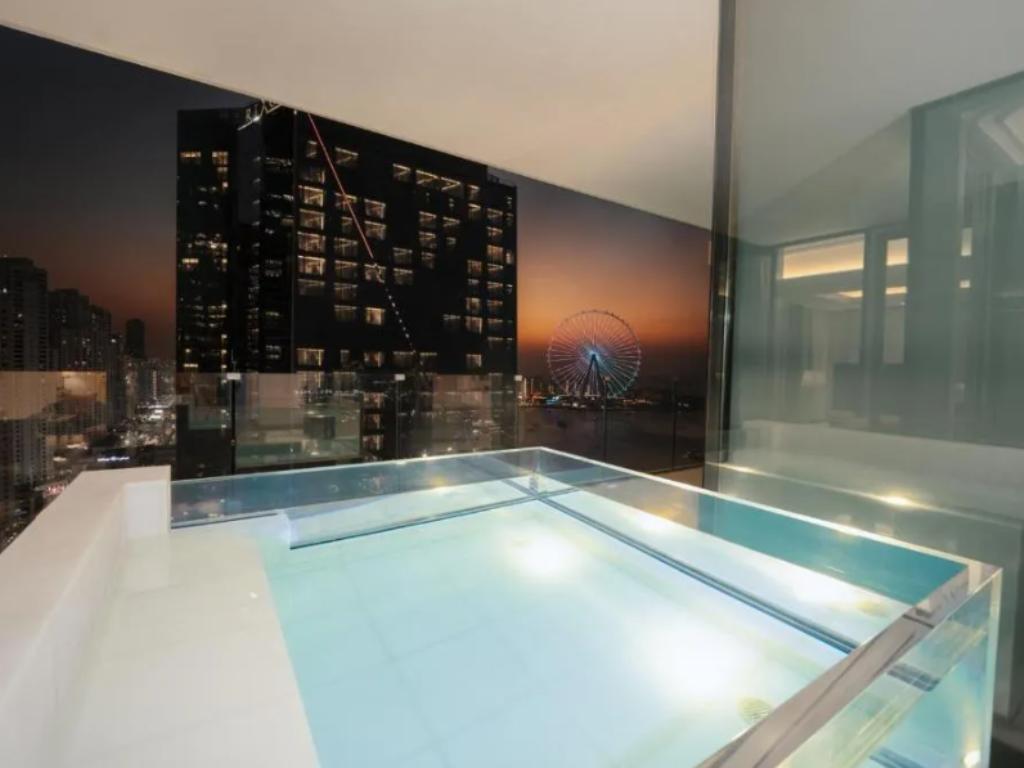 Five Luxe Jbr
