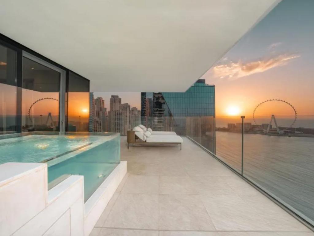 Five Luxe Jbr