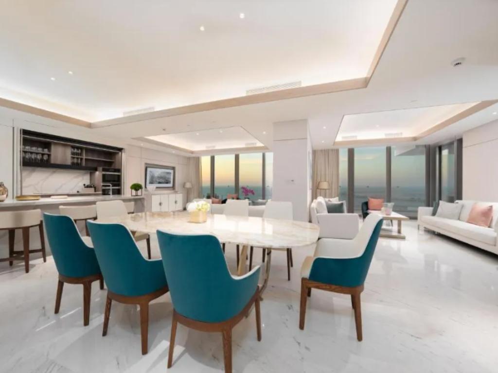 Five Luxe Jbr