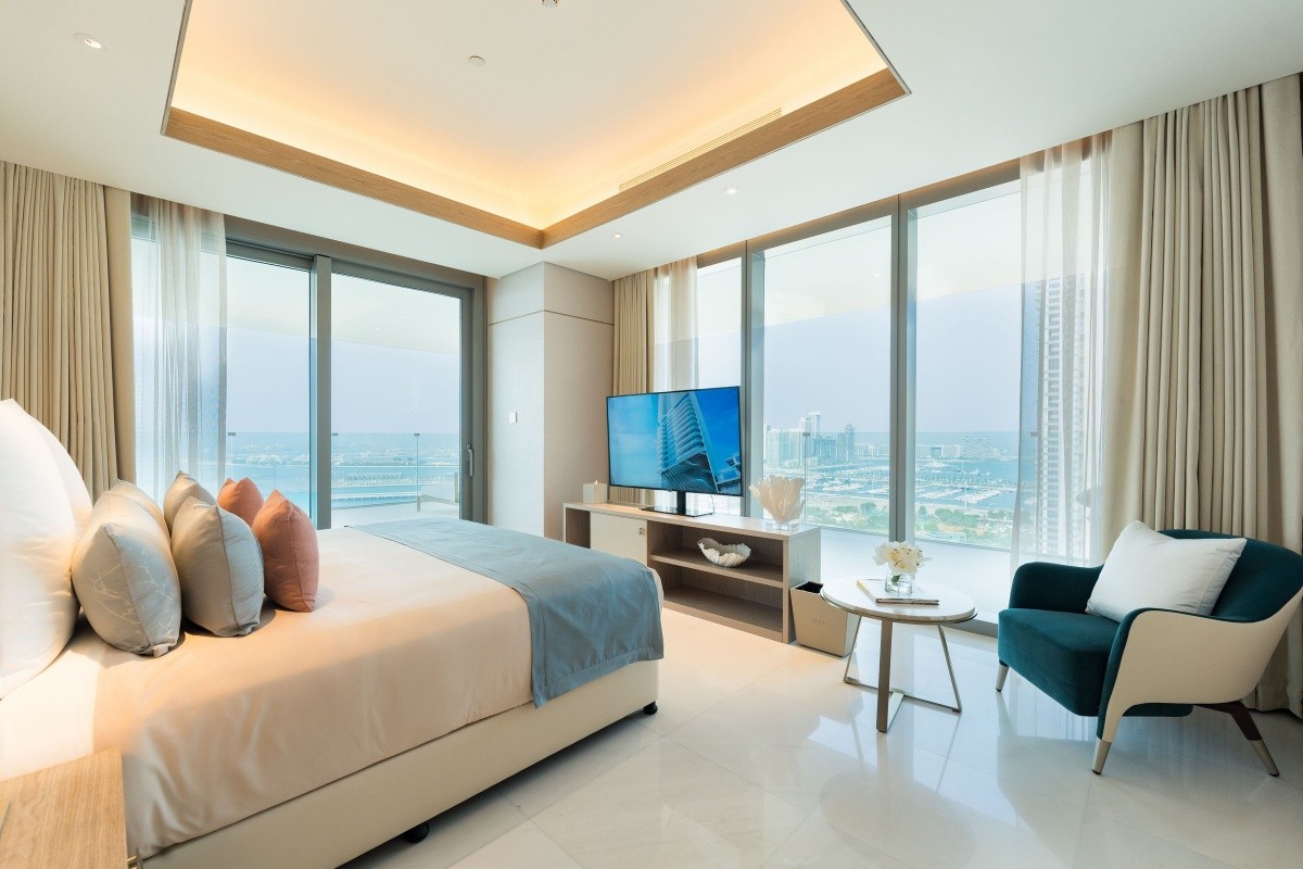 Five Luxe Jbr