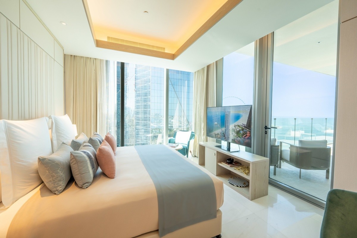 Five Luxe Jbr