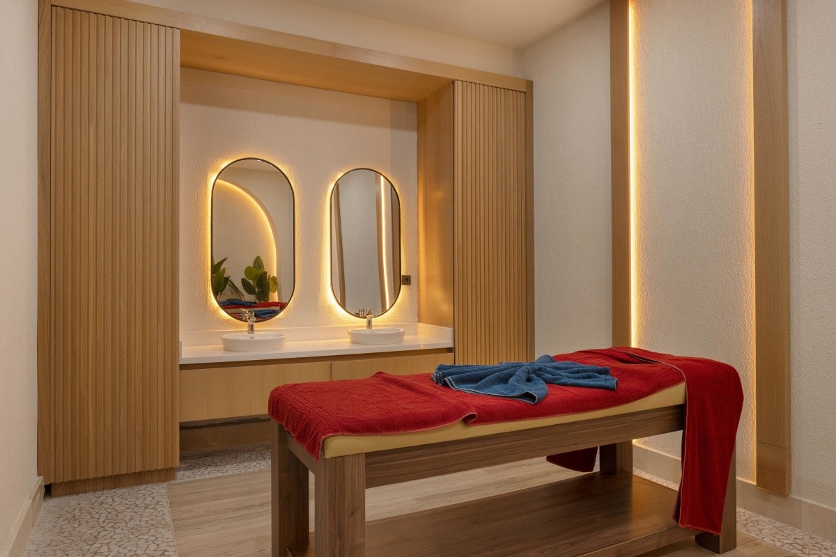 Arcanus Trendline Resort