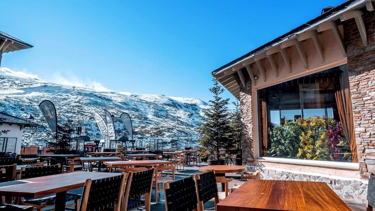 The Mountains Hotel Sierra Nevada
