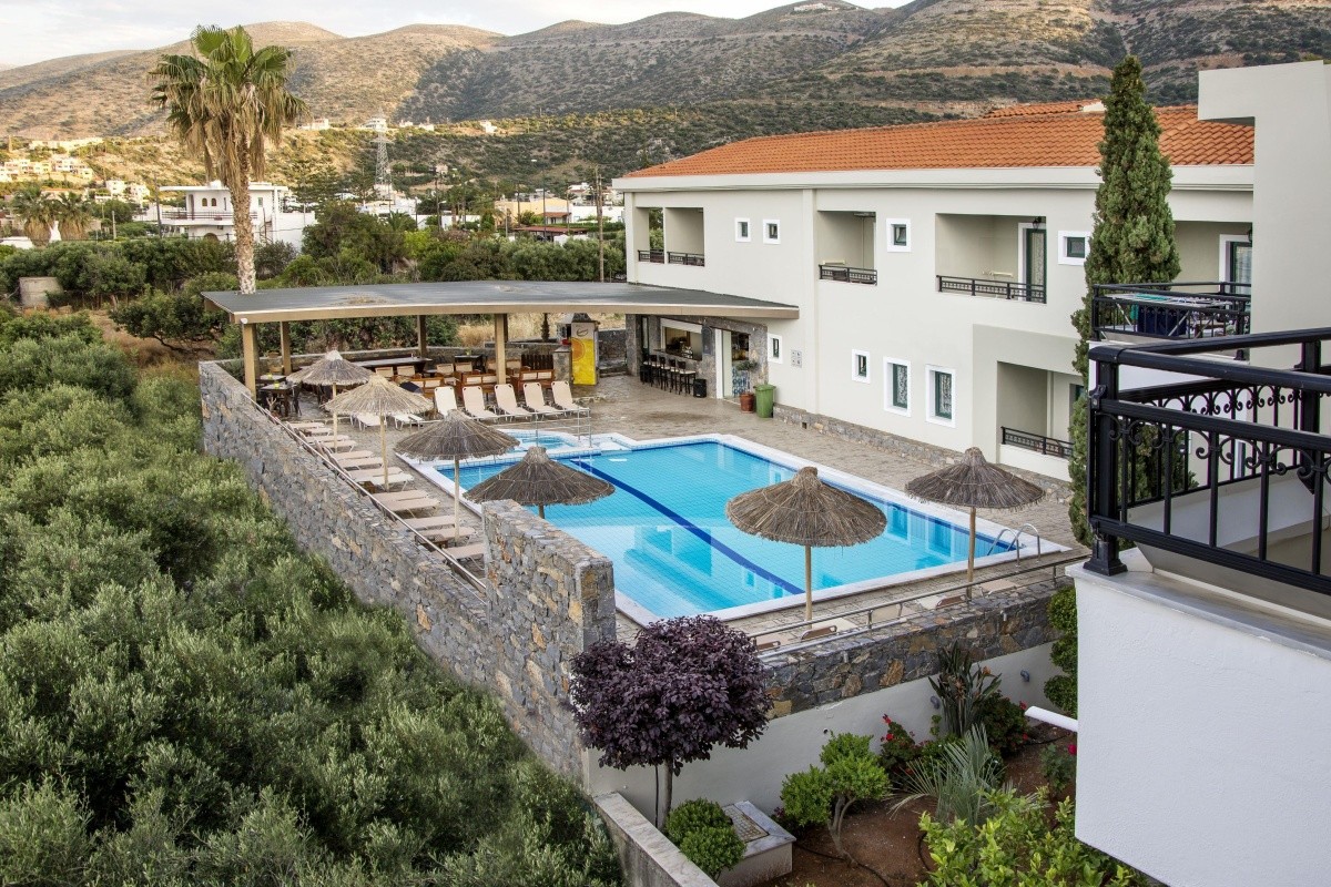 Dias Hotel & Apartments