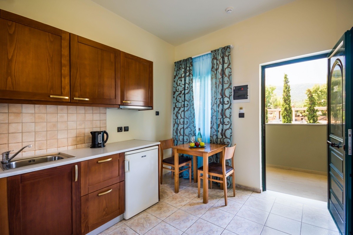 Dias Hotel & Apartments