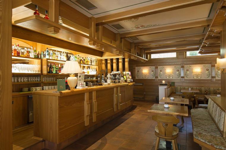 5denní zájezd (denní přejezd) s dopravou, polopenzí a skipasem ceně – hotel Du Lac
