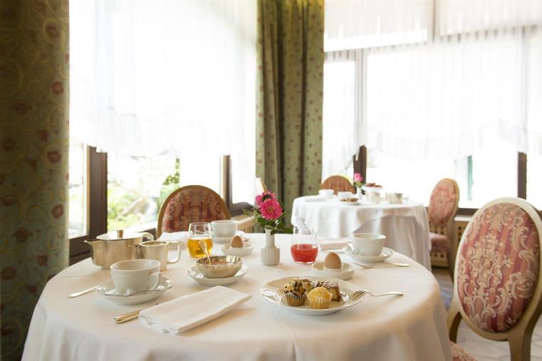5denní zájezd (denní přejezd) s dopravou, polopenzí a skipasem ceně – hotel Du Lac