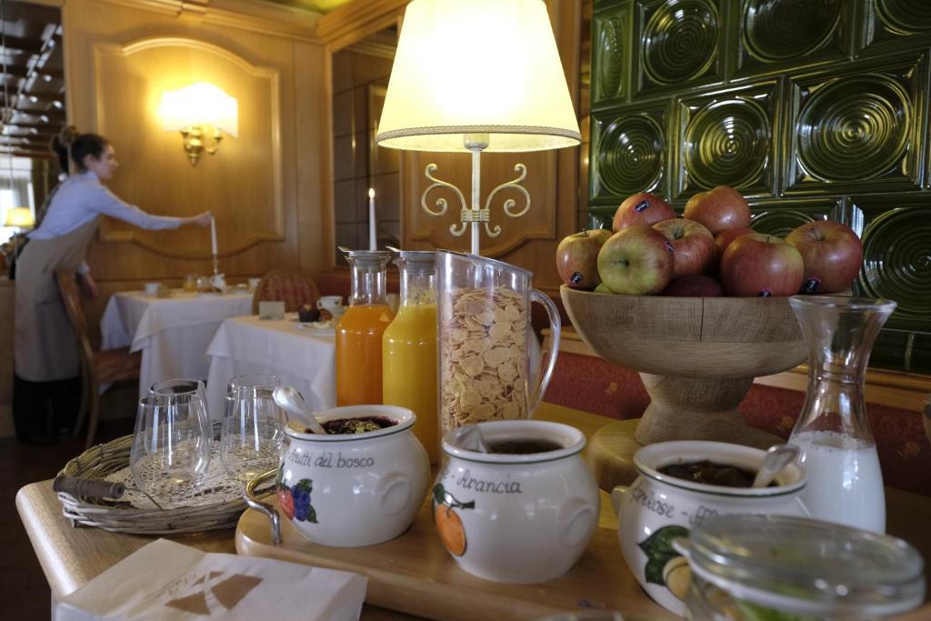 5denní zájezd (denní přejezd) s dopravou, polopenzí a skipasem ceně – hotel Du Lac