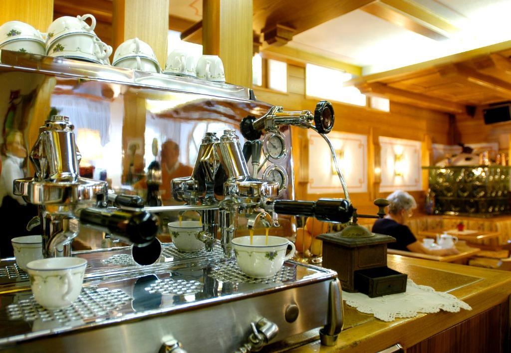 5denní zájezd (denní přejezd) s dopravou, polopenzí a skipasem ceně – hotel Du Lac