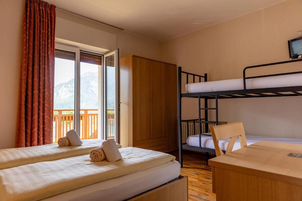 5denní zájezd (denní přejezd) s dopravou, polopenzí a skipasem v ceně – hotel Lory