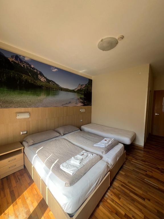 5denní zájezd (denní přejezd) s dopravou, polopenzí a skipasem v ceně – hotel Lory