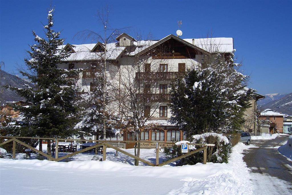 6denní zájezd (denní přejezd) s dopravou, polopenzí a skipasem v ceně – hotel Alle Rose