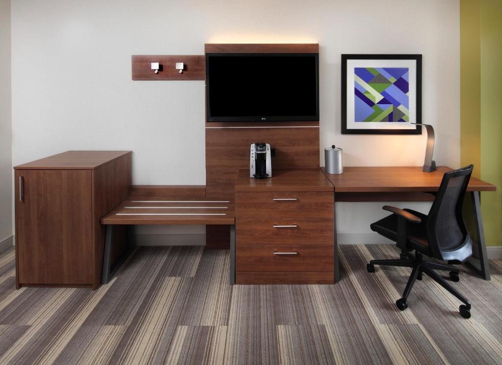 Holiday Inn Express & Suites San Francisco Fishermans Wharf