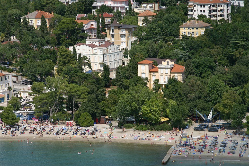 Hotel & Pavilions Ad Turres