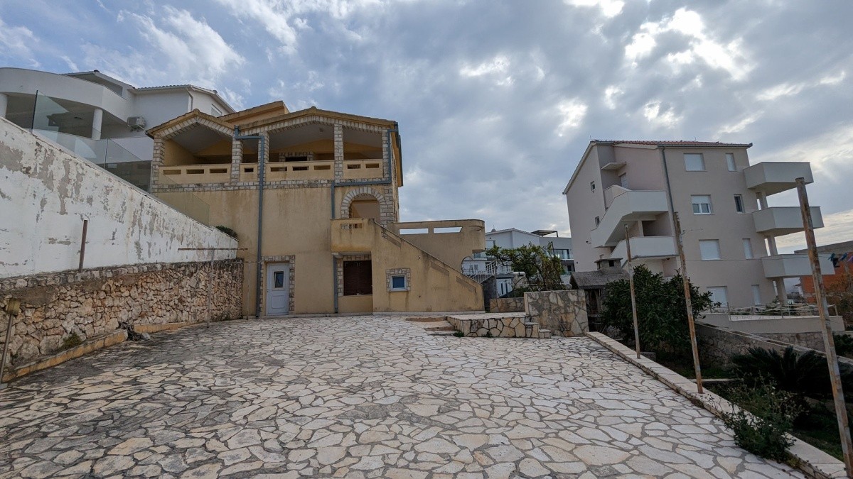 Dario Apartmány