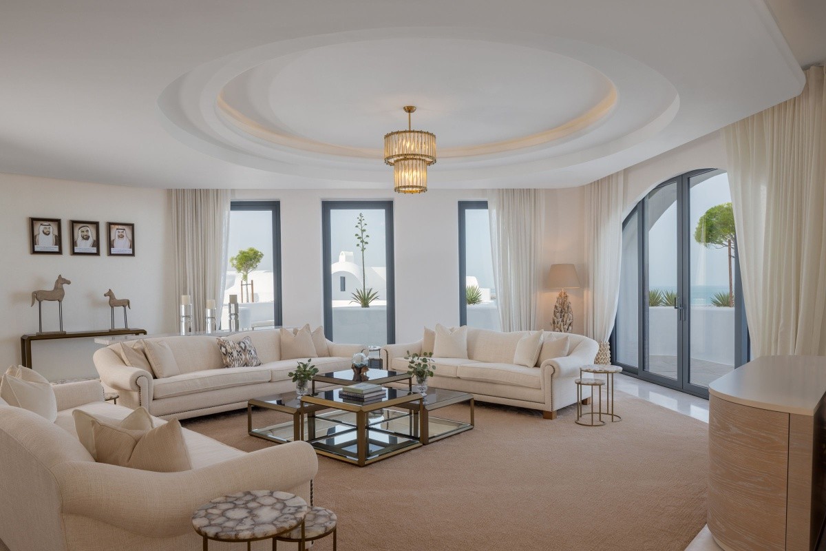 Anantara Santorini Abu Dhabi Retreat