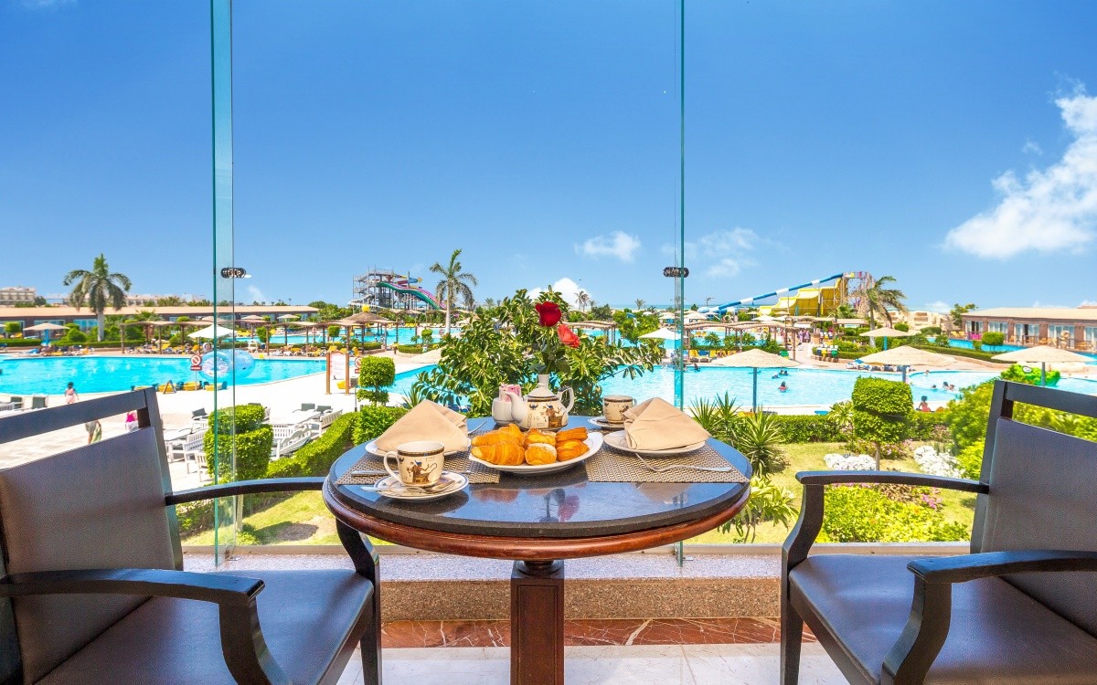 Sunrise Alora Aqua Park Resort