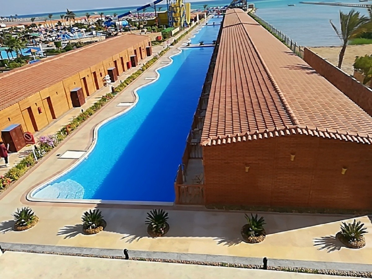 Sunrise Alora Aqua Park Resort