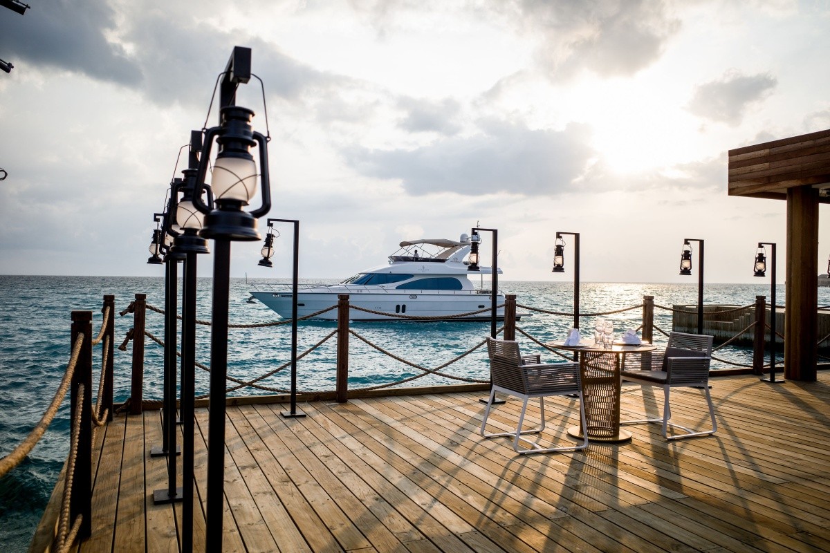 Intercontinental Maldives Maamunagau Resort