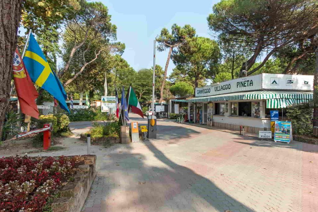 Village Pineta Beach
