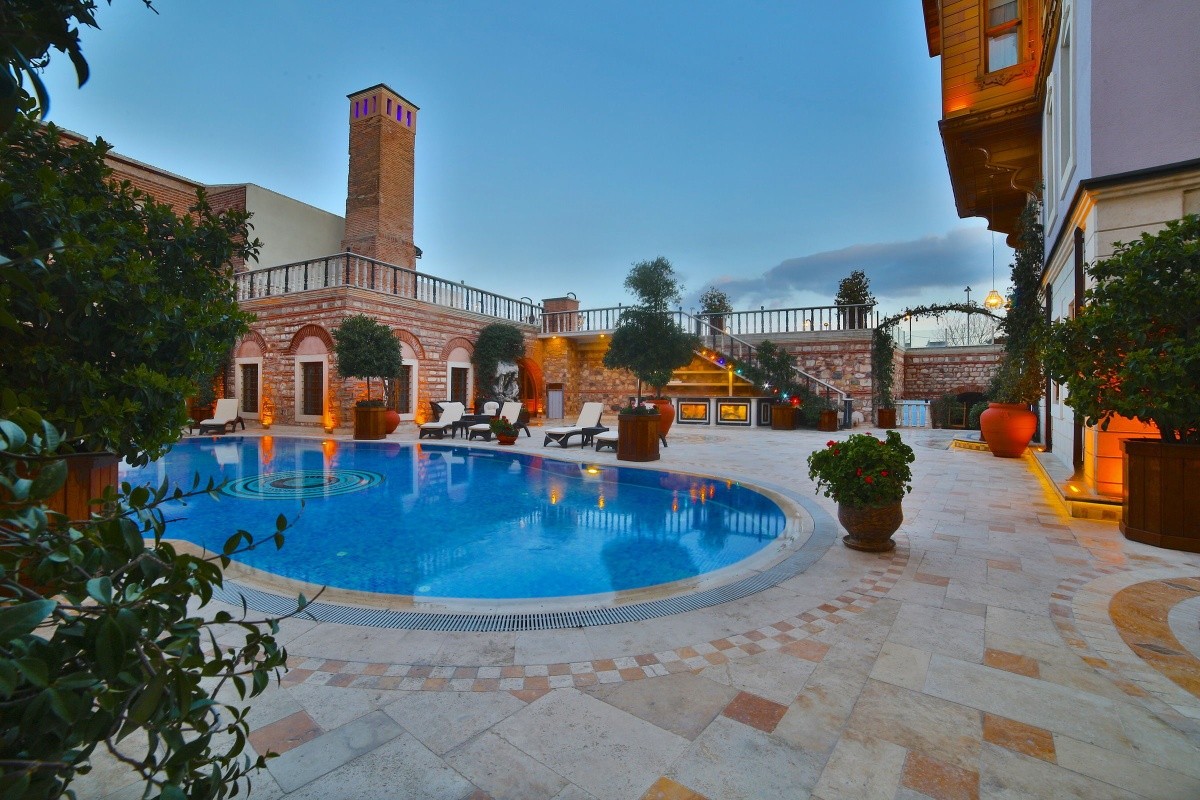 Seven Hills Palace